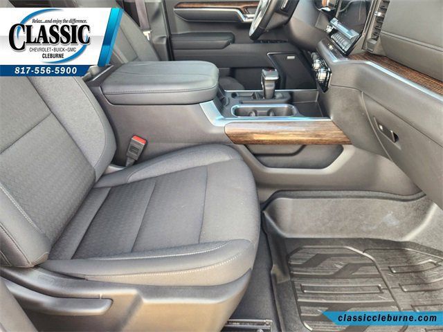 Used 2025 GMC Sierra 1500 Elevation w/ Preferred Package image 14