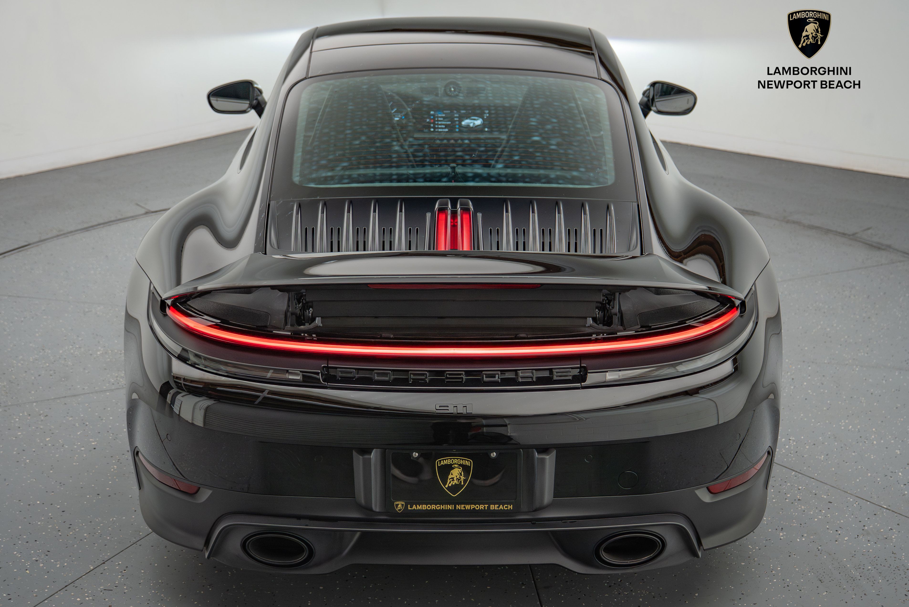 Used 2025 Porsche 911 Carrera image 16
