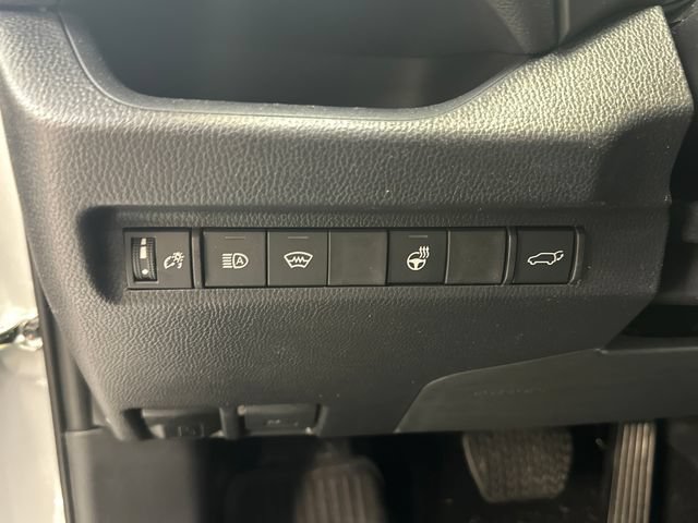 Used 2025 Toyota RAV4 XLE w/ Convenience Package AWD/4WD image 20
