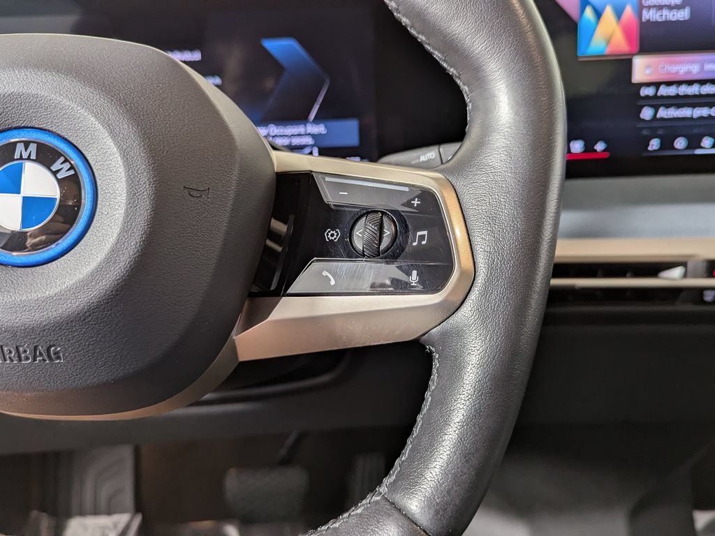 Certified 2024 BMW iX xDrive50 AWD/4WD image 32
