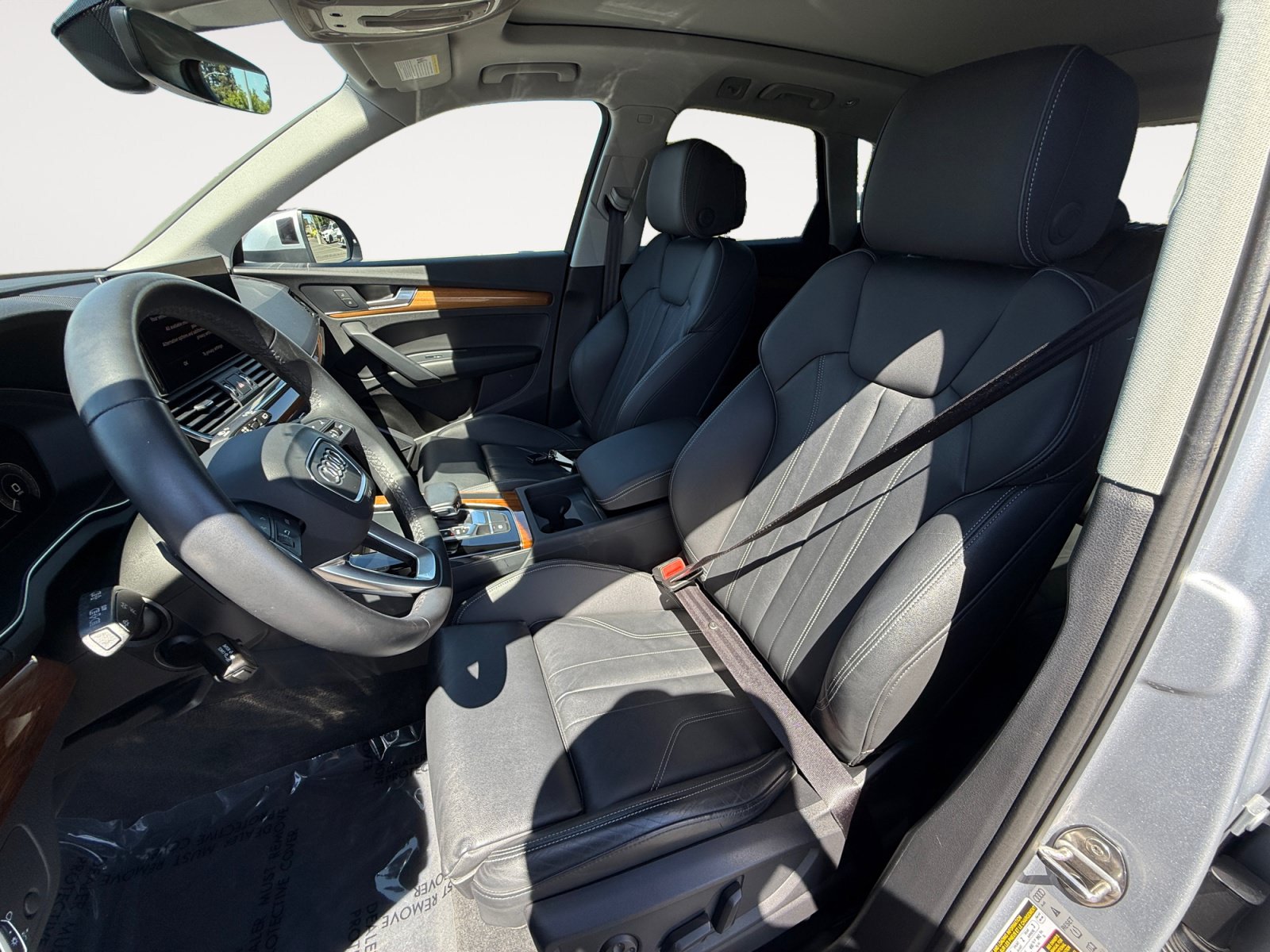 Used 2023 Audi Q5 e Premium w/ Convenience Package AWD/4WD image 10