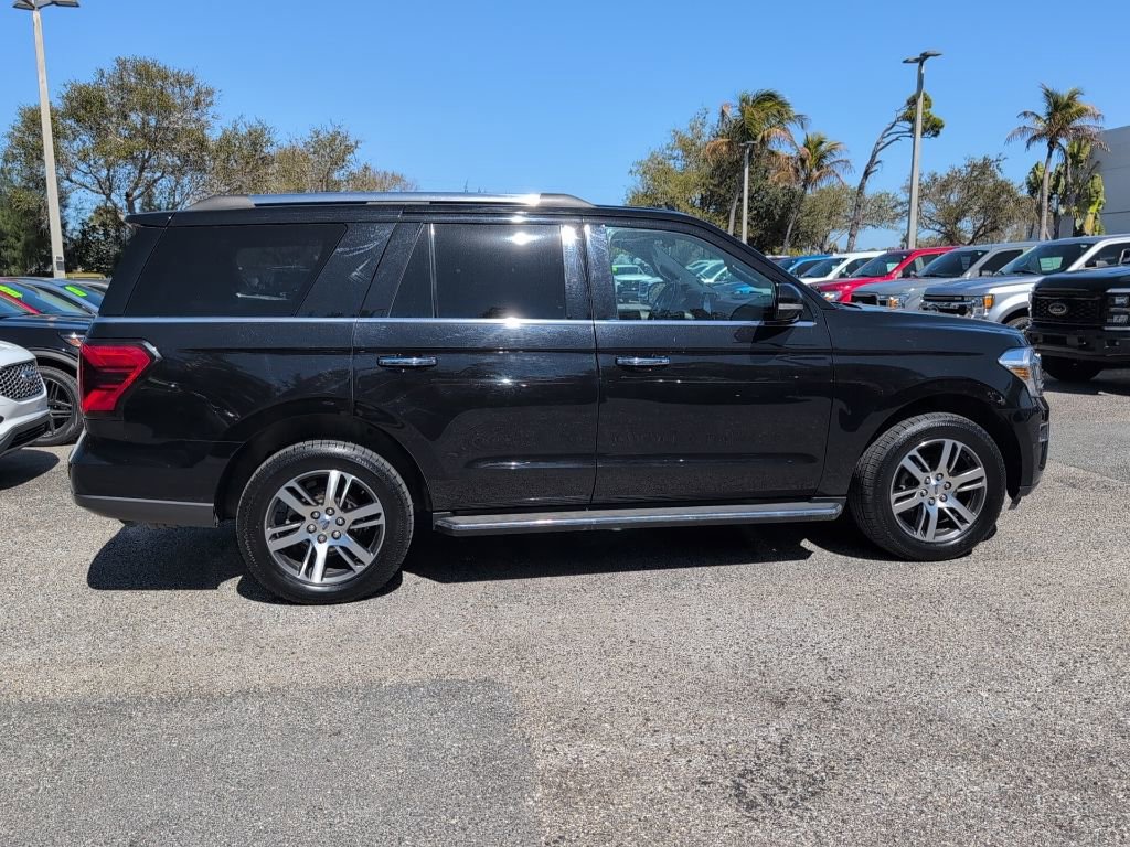 Certified 2023 Ford Expedition Limited image 2