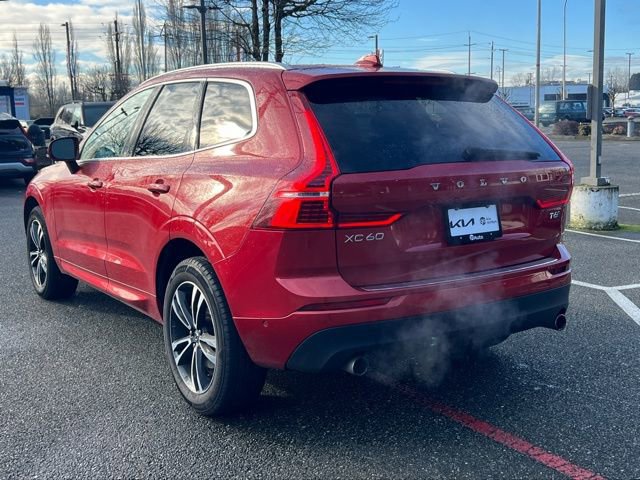 Used 2018 Volvo XC60 T6 Momentum w/ Convenience Package image 7