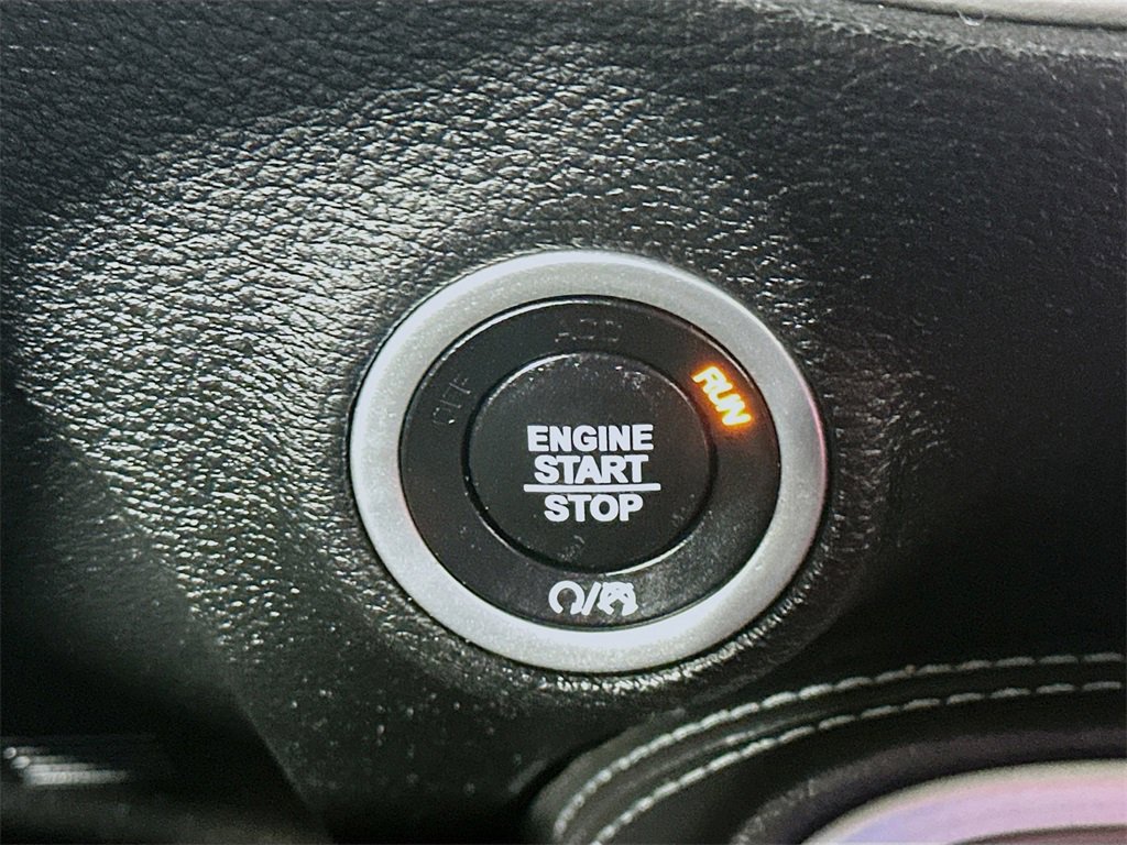 Used 2019 Dodge Challenger R/T Scat Pack image 27