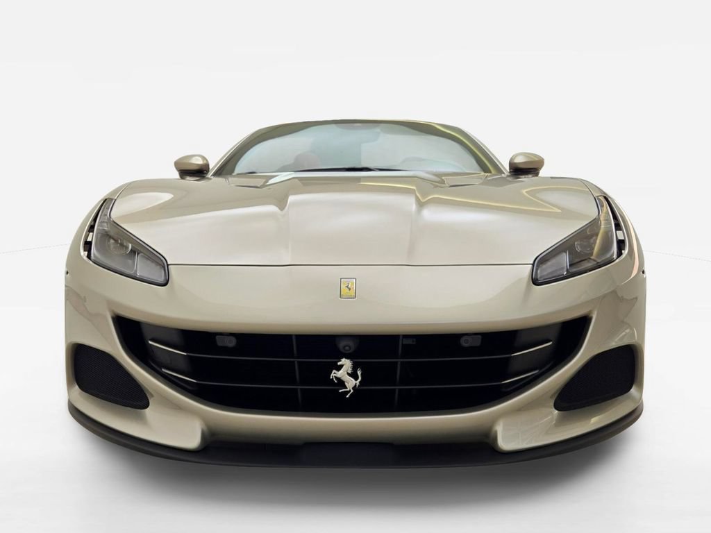 Used 2023 Ferrari Portofino M RWD image 2
