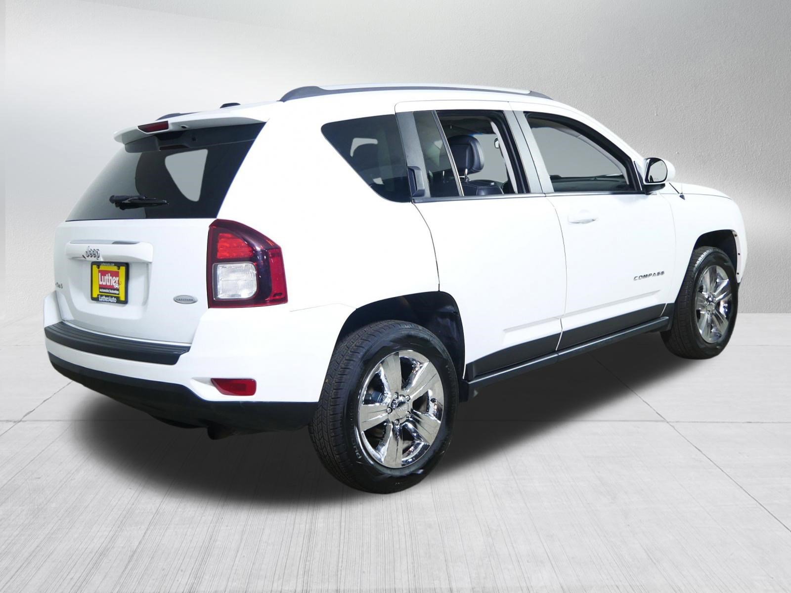 Used 2017 Jeep Compass Latitude image 7