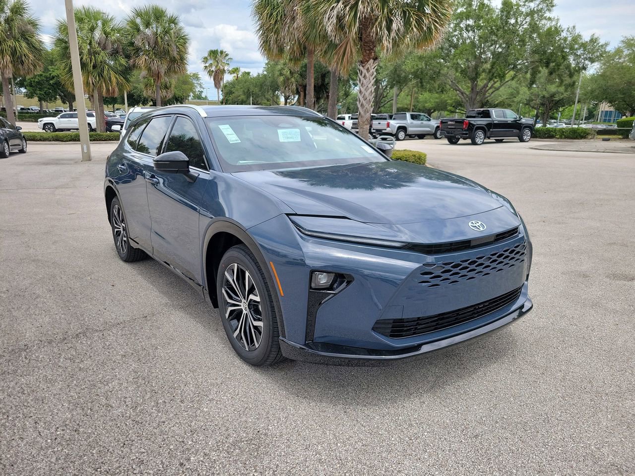 New 2026 Toyota Crown Signia AWD/4WD image 2