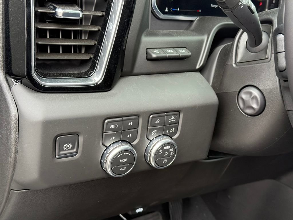 New 2026 GMC Sierra 1500 Denali w/ Technology Package image 12