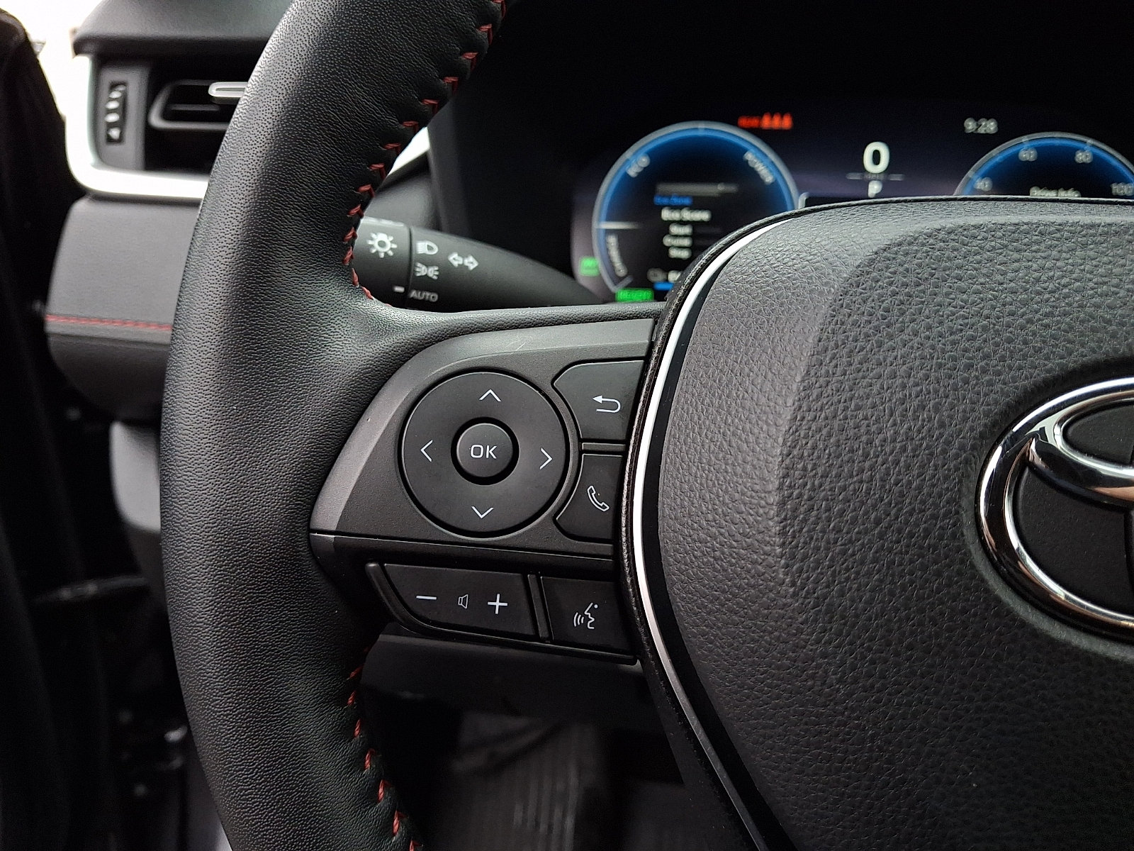 Used 2023 Toyota RAV4 XSE w/ Premium Package image 20