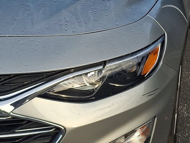 Used 2025 Chevrolet Malibu LT FWD image 9