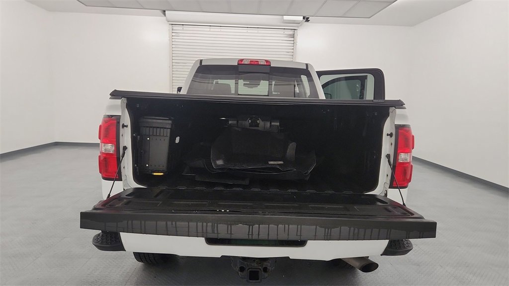Used 2017 GMC Sierra 2500 Denali w/ Suspension Package, Off-Road image 31