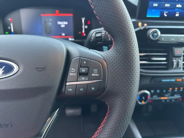 New 2025 Ford Escape ST-Line w/ Equipment Group 301A image 17