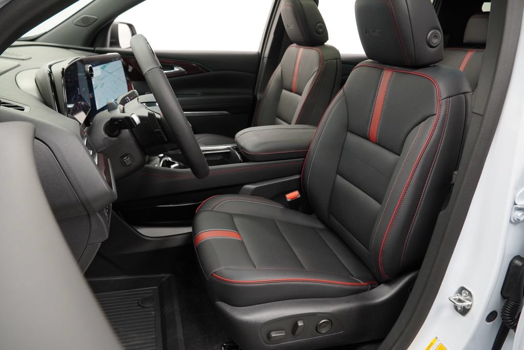 New 2027 Chevrolet Traverse RS w/ LPO, Floor Liner Package AWD/4WD image 7