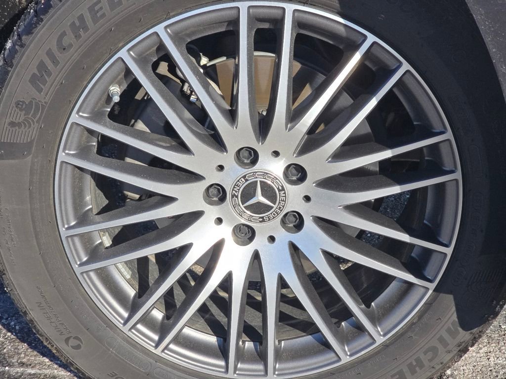 Certified 2026 Mercedes-Benz GLC 300 4MATIC image 11