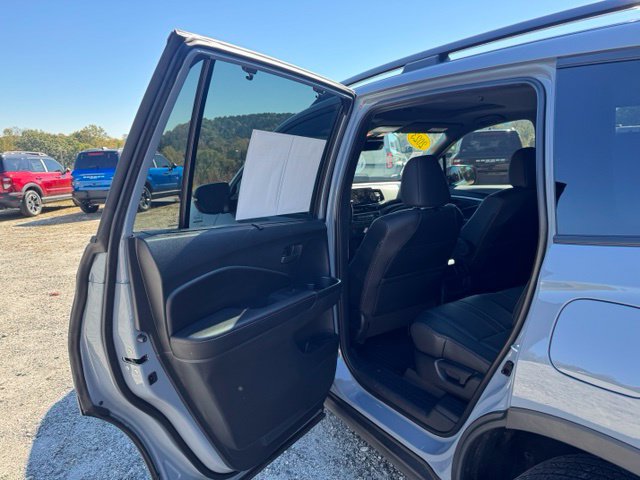 Used 2023 Honda Passport TrailSport image 13