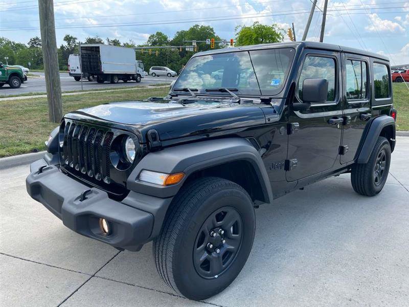 Used 2023 Jeep Wrangler Unlimited Sport AWD/4WD image 2