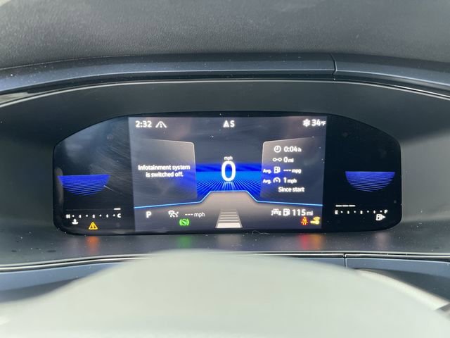 Used 2022 Volkswagen Taos SE image 13