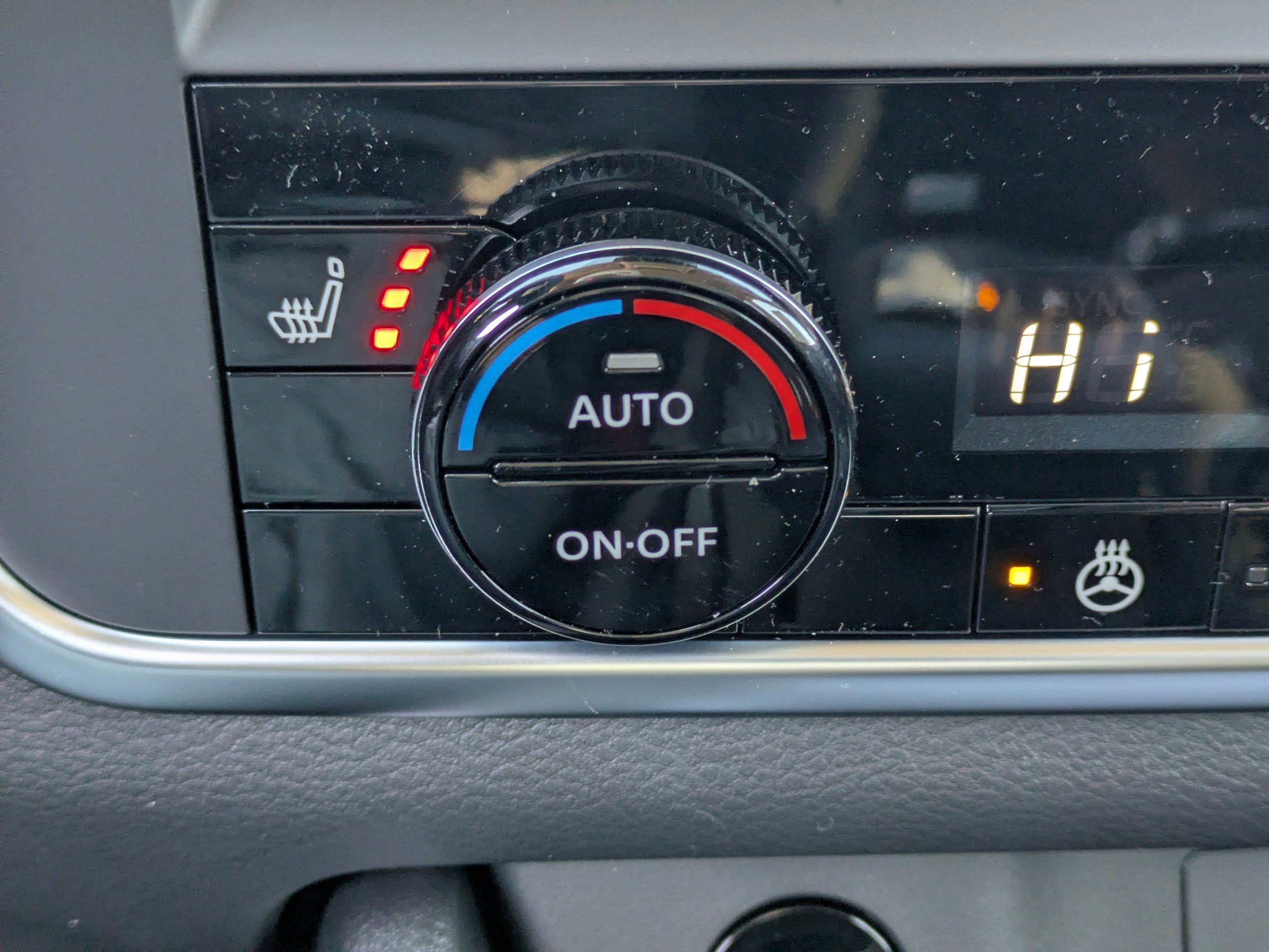 New 2026 Nissan Rogue SV image 18