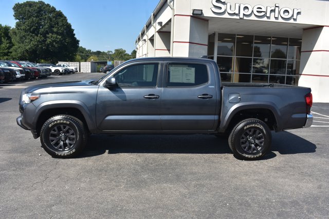 Used 2023 Toyota Tacoma SR5 RWD image 9