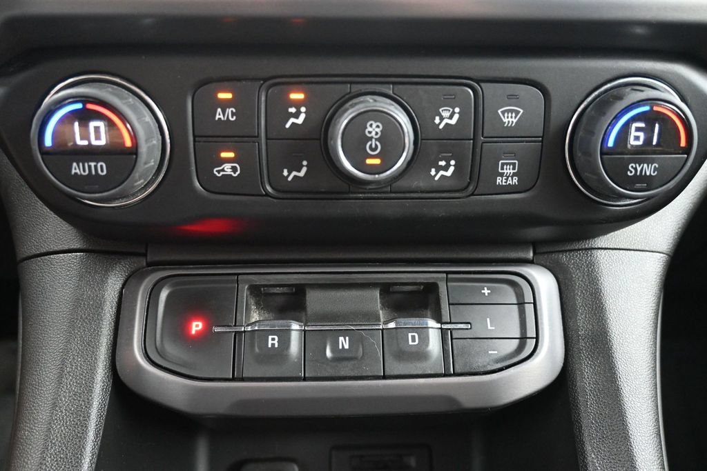 Used 2023 GMC Acadia AT4 w/ Preferred Package AWD/4WD image 12