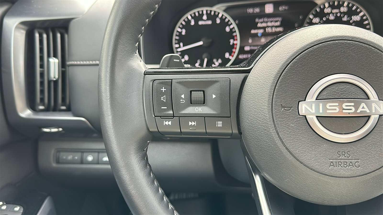 Certified 2023 Nissan Pathfinder SL image 14