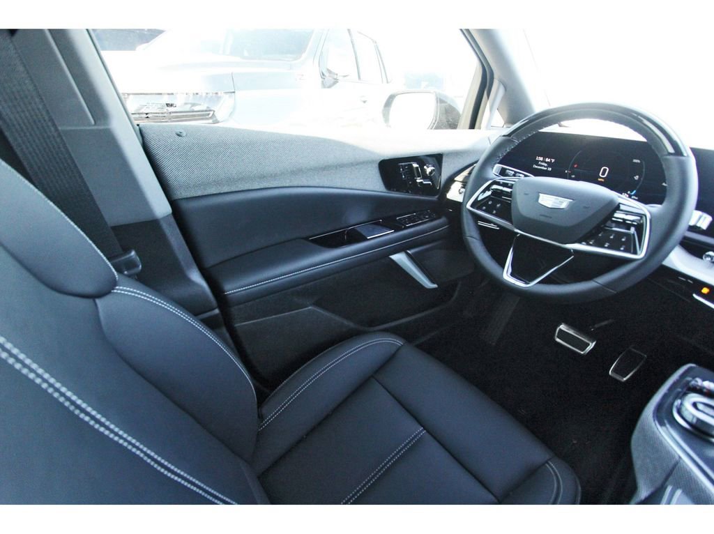 New 2026 Cadillac Optiq Sport 1 image 8