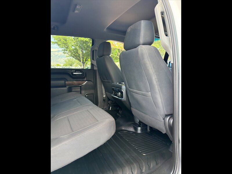 Used 2020 GMC Sierra 2500 SLE w/ SLE Convenience Package AWD/4WD image 17