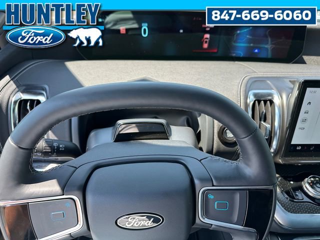 Used 2025 Ford Expedition Max Platinum w/ Stealth Appearance Package image 41