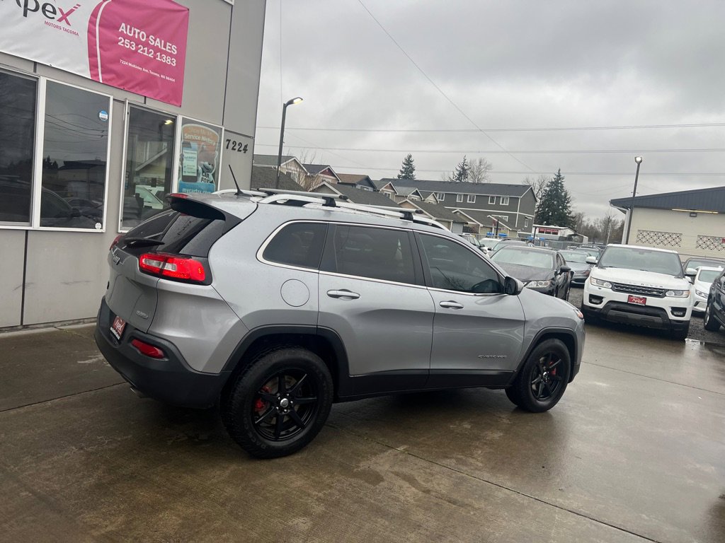 Used 2014 Jeep Cherokee Latitude FWD image 8