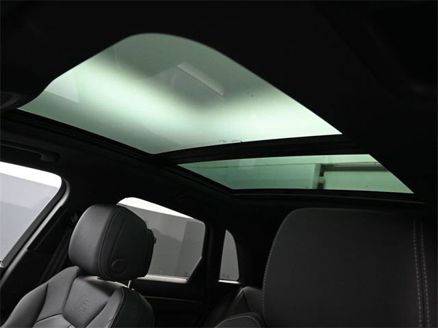 Certified 2025 Audi Q3 2.0T Premium w/ Convenience Package image 28