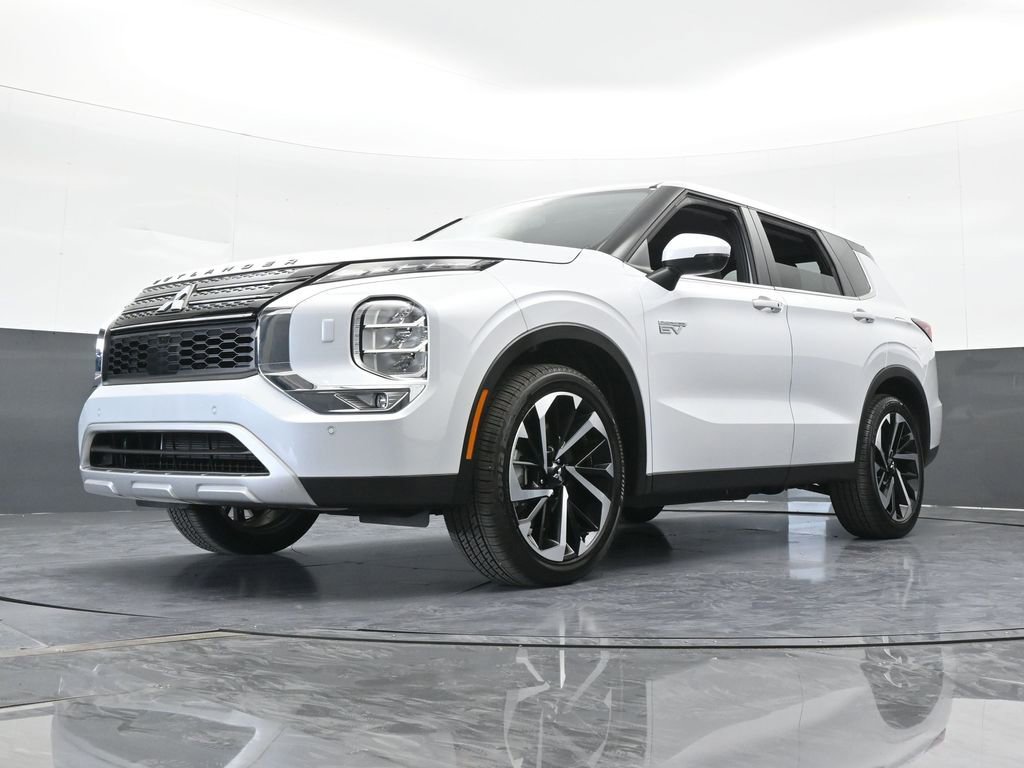 New 2025 Mitsubishi Outlander SE image 55