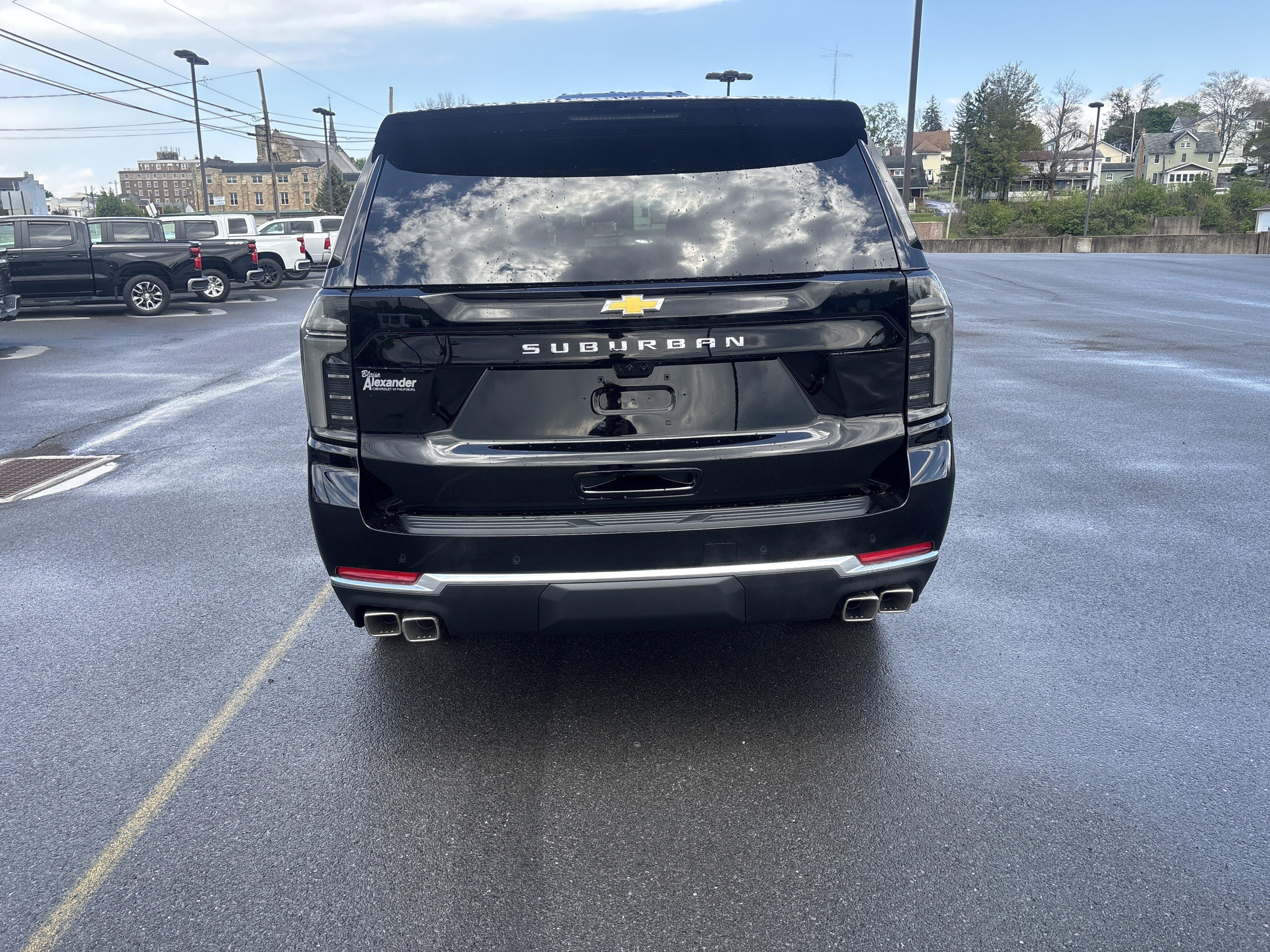New 2026 Chevrolet Suburban High Country w/ Sun And Tow Package AWD/4WD video 4