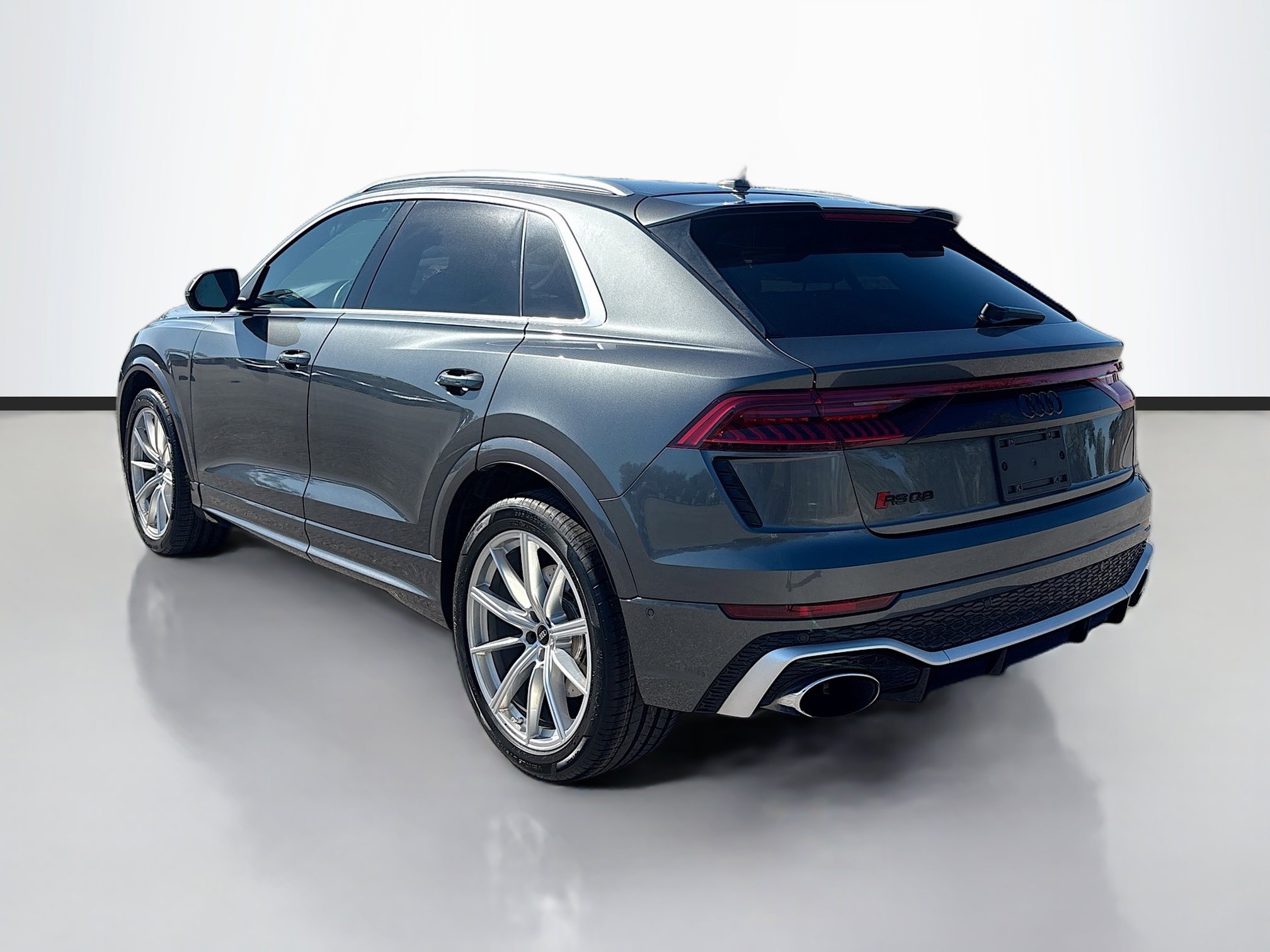 Used 2022 Audi RS Q8 image 3