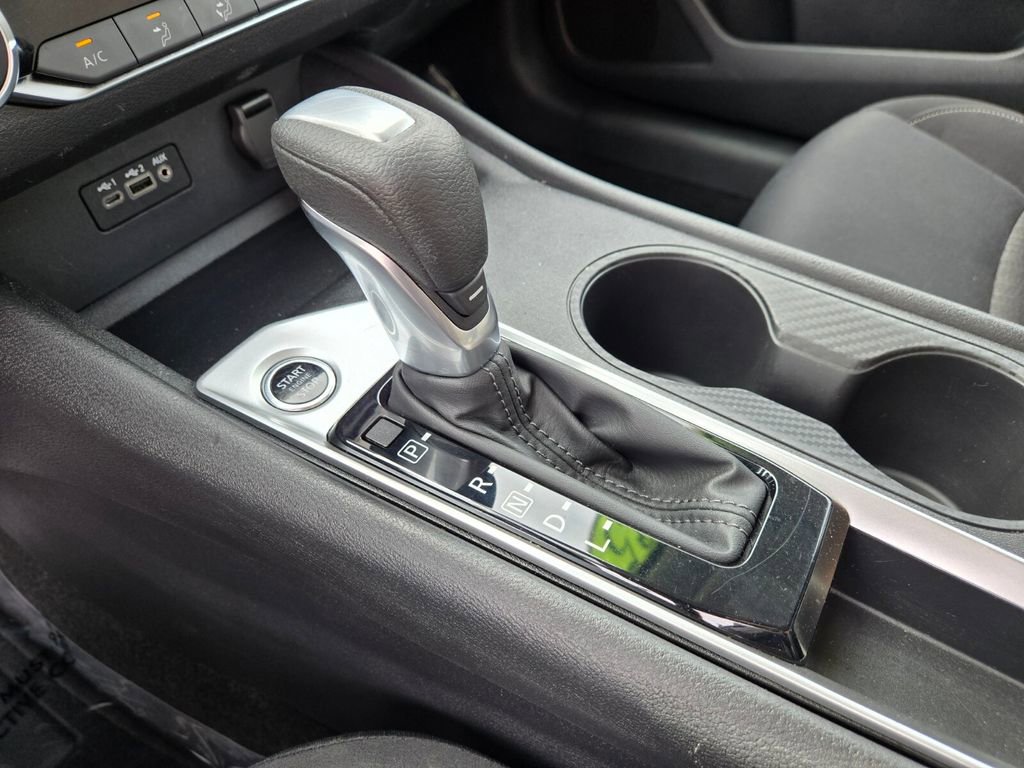 Certified 2025 Nissan Altima 2.5 SV FWD image 26