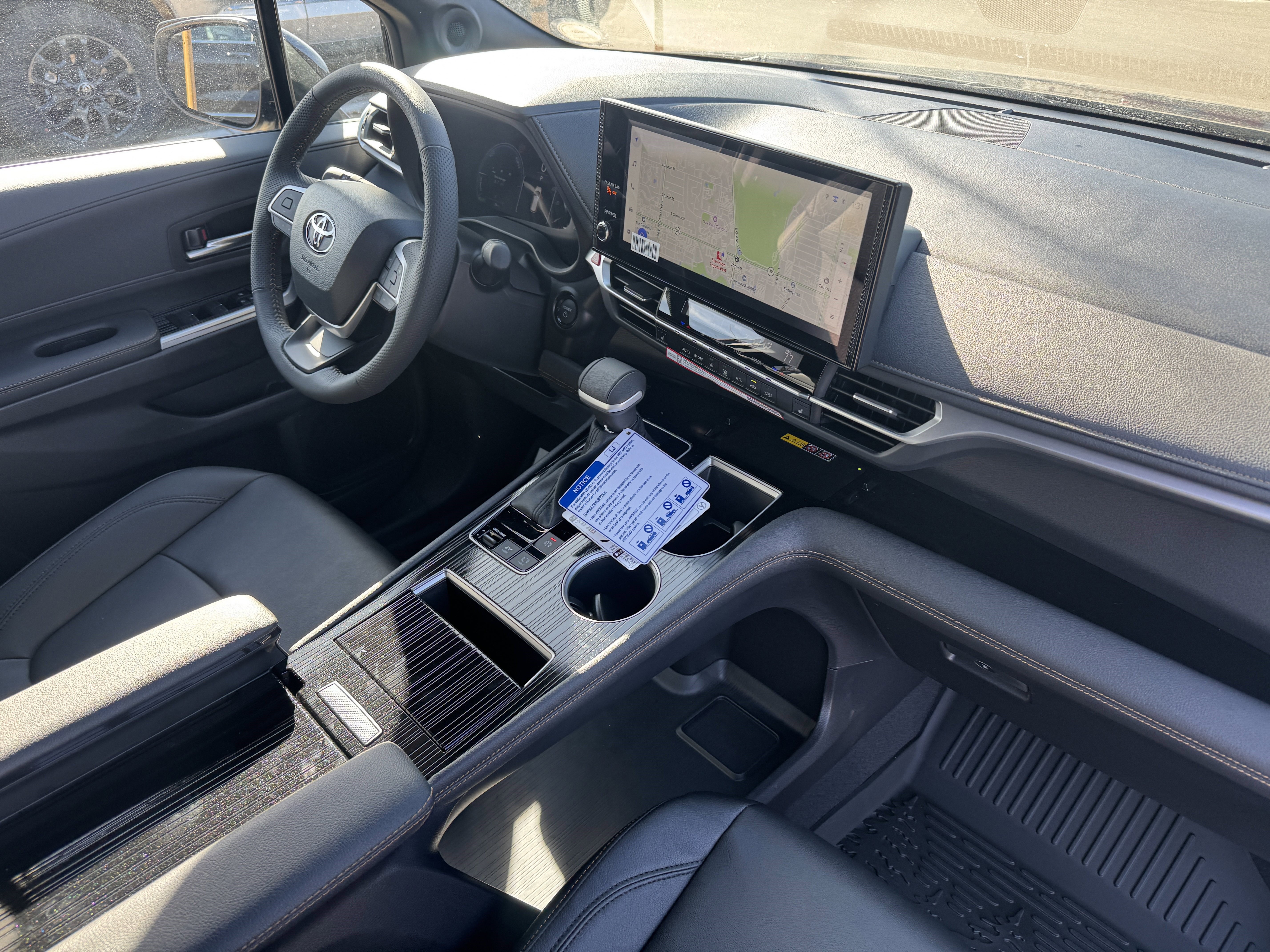New 2026 Toyota Sienna XLE Woodland Edition AWD/4WD image 20