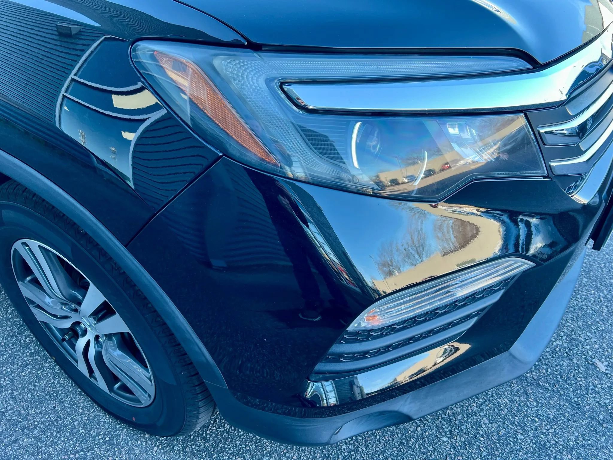 Used 2018 Honda Pilot EX image 11