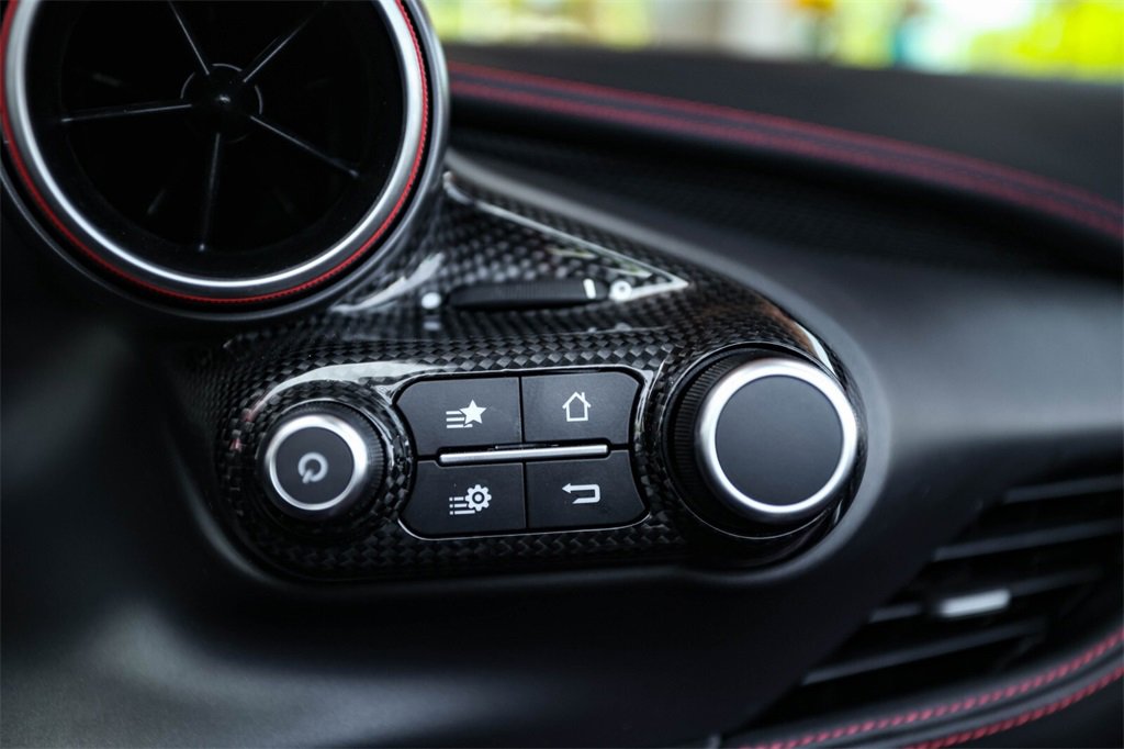 Certified 2022 Ferrari F8 Tributo image 36