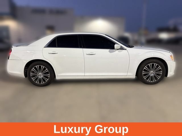 Used 2013 Chrysler 300 S w/ Luxury Group AWD/4WD image 7