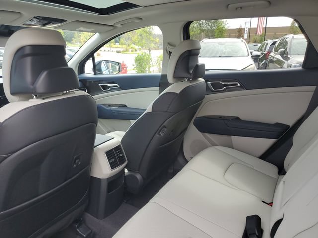 New 2025 Kia Sportage EX w/ EX Premium Package AWD/4WD image 10