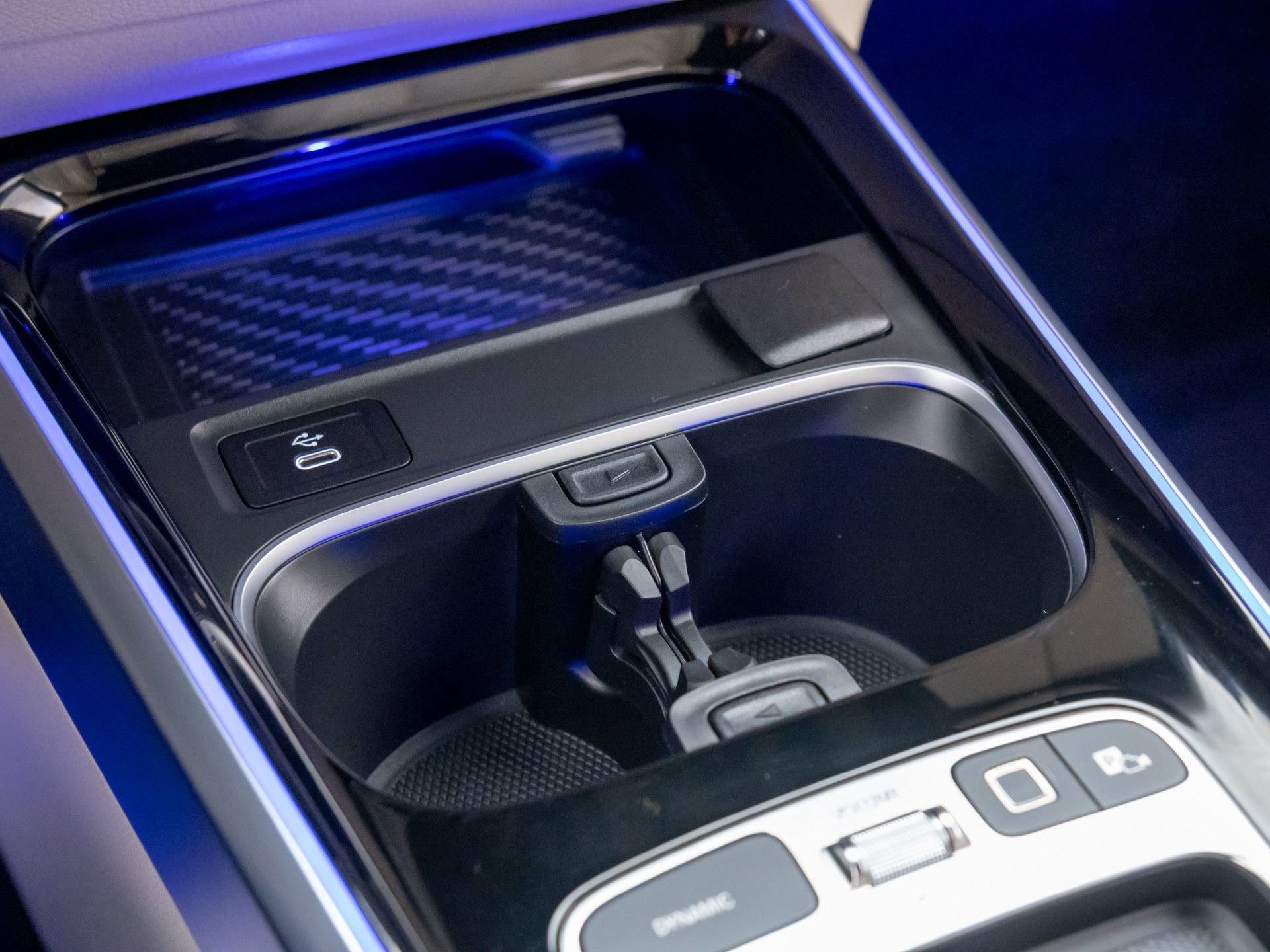 Certified 2025 Mercedes-Benz GLB 250 4MATIC image 27