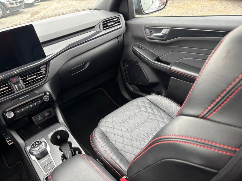 Used 2023 Ford Escape ST-Line Elite w/ Premium Technology Package image 15