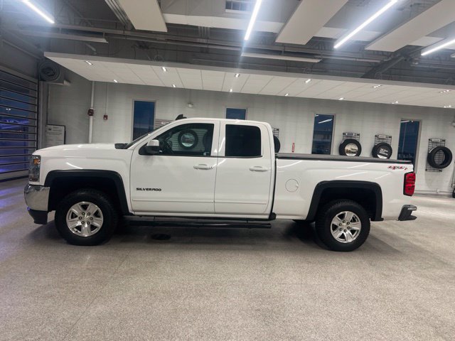 Used 2017 Chevrolet Silverado 1500 LT w/ All Star Edition AWD/4WD image 8