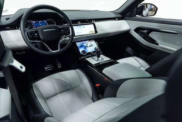 Used 2023 Land Rover Range Rover Evoque R-Dynamic SE image 21