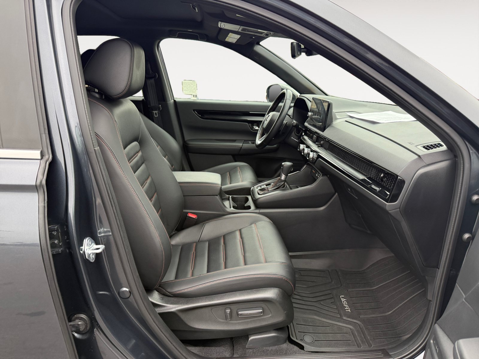 Certified 2025 Honda CR-V Sport Touring image 19