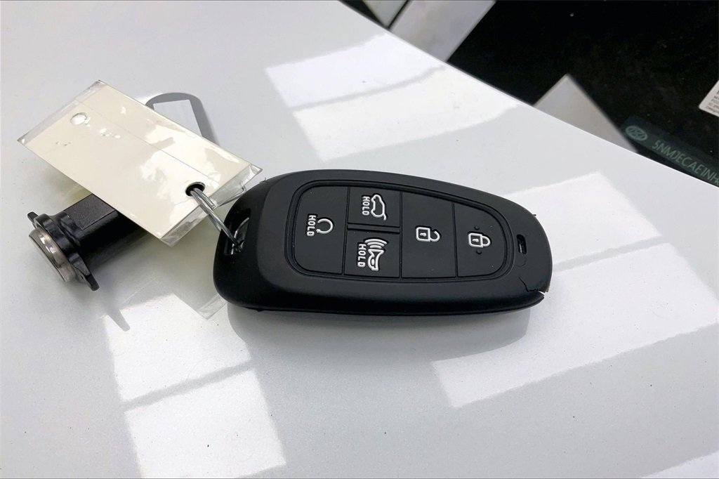 Used 2022 Hyundai Tucson Limited image 9