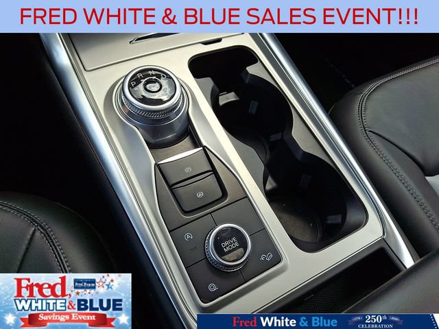 Used 2023 Ford Explorer XLT w/ Equipment Group 202A AWD/4WD image 22