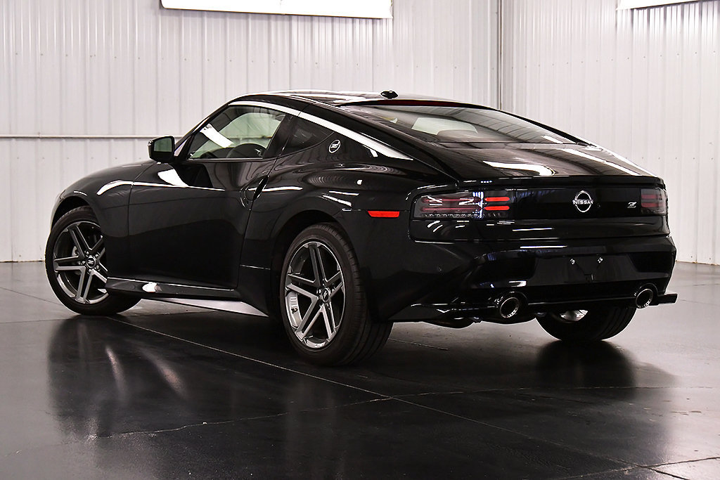Used 2026 Nissan Z Sport w/ Floor Mat Package RWD image 5