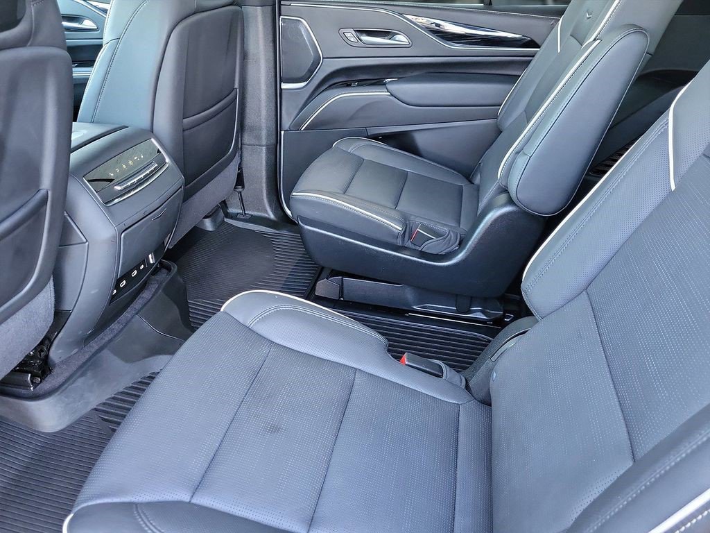 Certified 2024 Cadillac Escalade Sport w/ Touring Package image 26