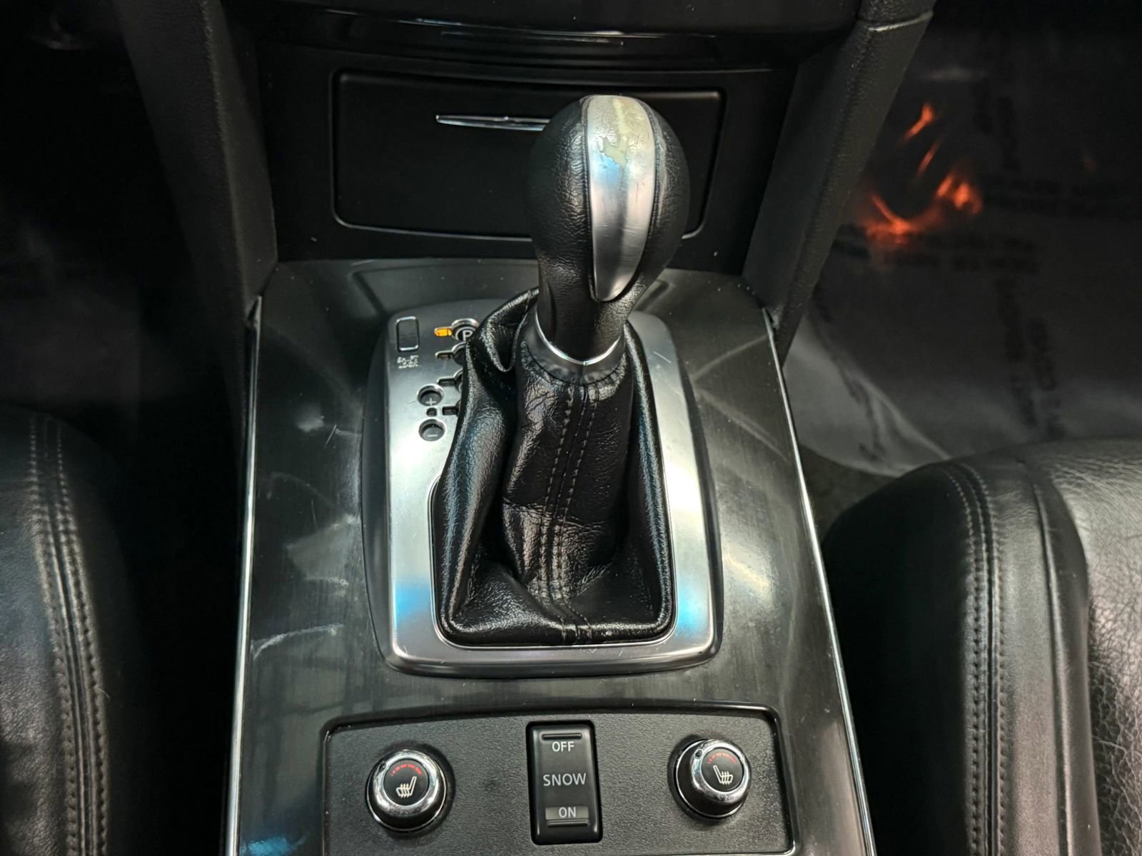 Used 2014 INFINITI QX70 3.7 w/ Premium Package image 35