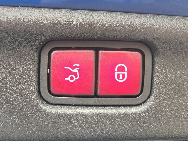 Certified 2022 Mercedes-Benz C 300 4MATIC Sedan image 18